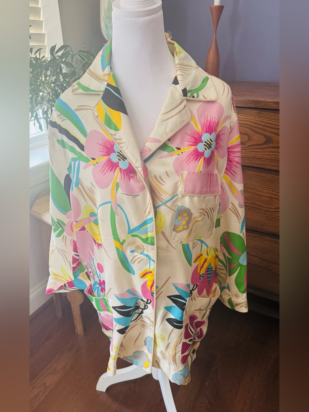 Gucci Floral Silk Blouse in Cream, Pink & Teal